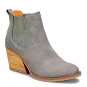 Kork Women’s Hadley Boot, color grey with brown heel, size 8.5, NWOTS